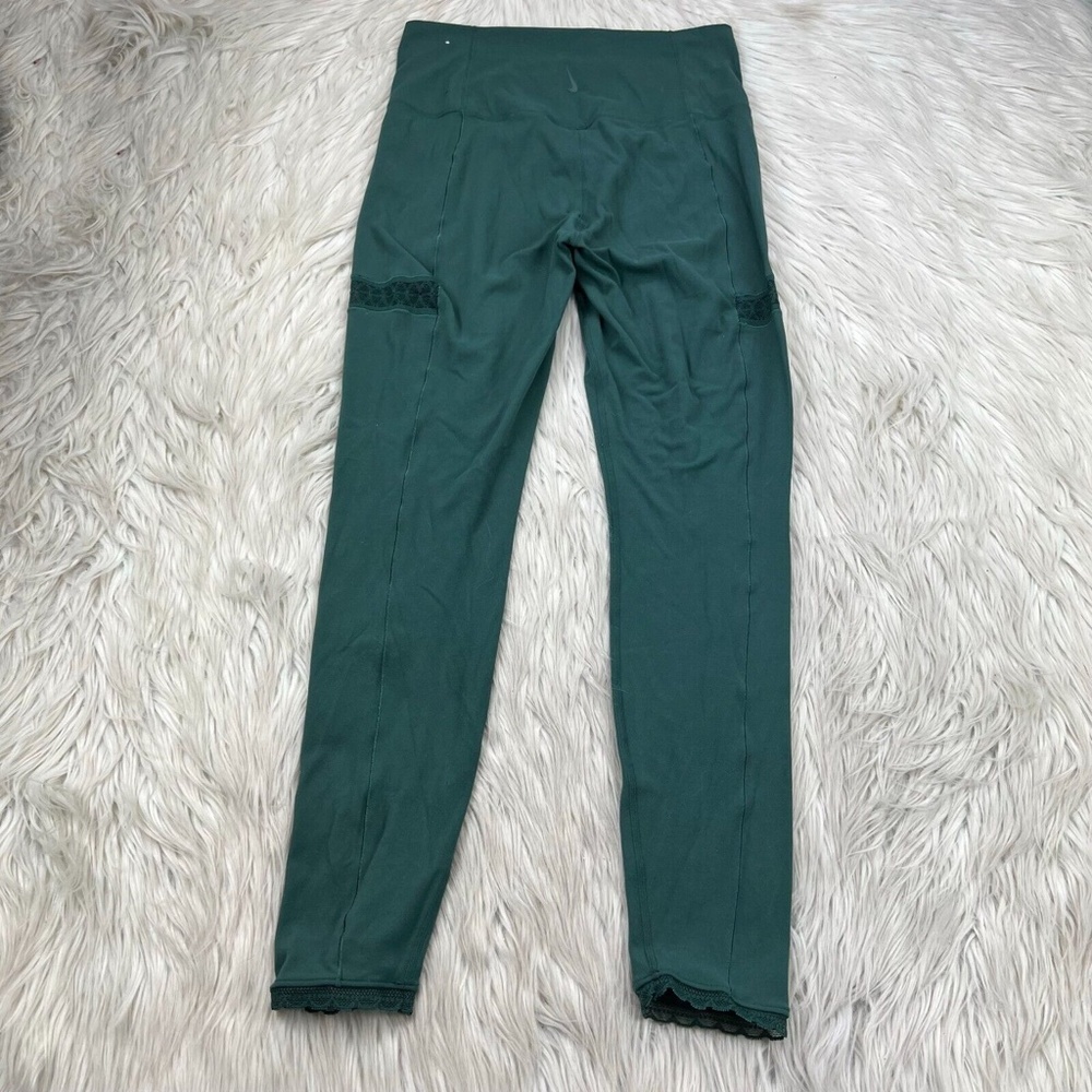 Nike Yoga Luxe High Rise 7/8 Leggings in Green Lace - Picture 3 of 6